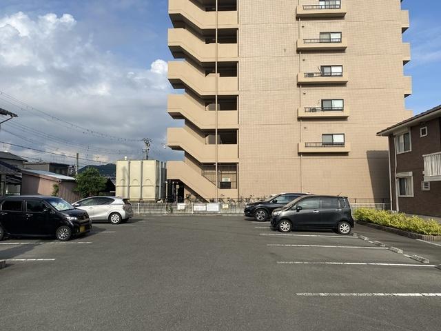 ルミノーゾ網干（202） 駐車場
