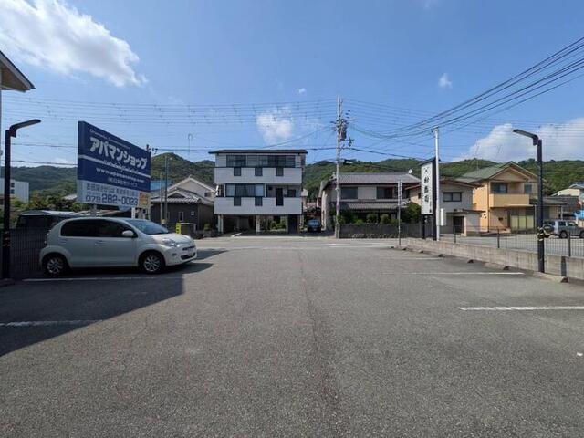 ラフォルテ（103） 駐車場