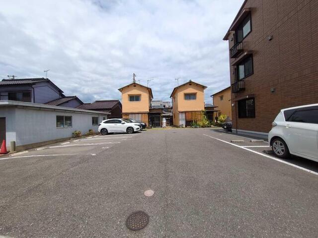ルボ　マノアール（101） 駐車場