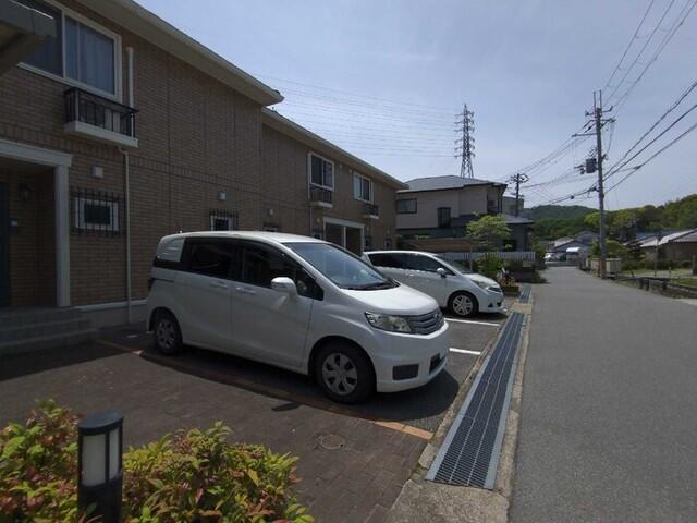 ローズコート今宿（3） 駐車場