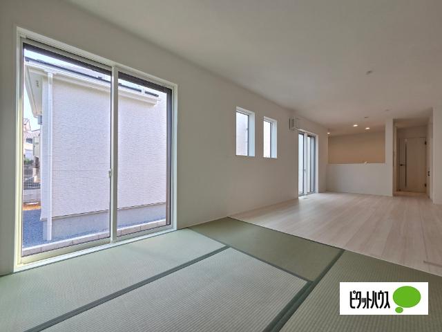 LiGNAGE　木更津市清見台東2丁目　1号棟 リビング