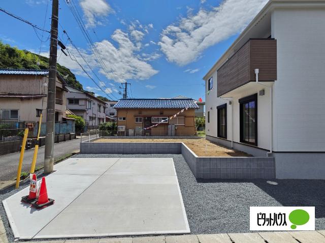 LiGNAGE　木更津市小浜　01期　1号棟 前面道路含む現地写真