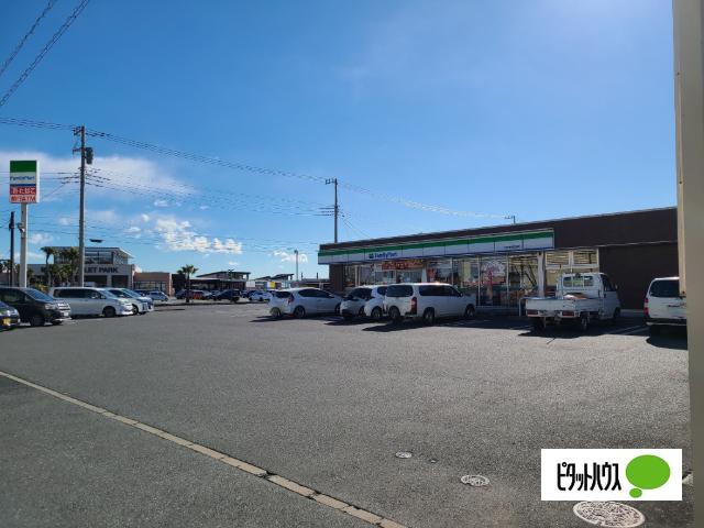 ファミリーマート木更津金田東店