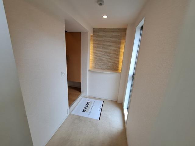 ラヴァーチェ徳川（203） 玄関