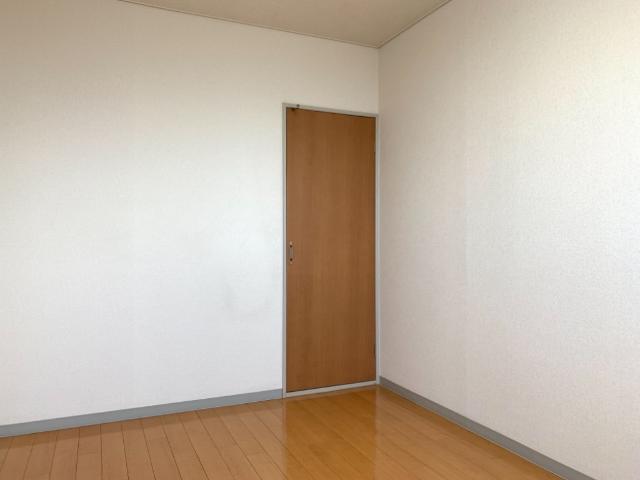ＣＲＹＳＴＡＬ　ＰＡＬＡＣＥ（クリスタルパレス） 部屋画像