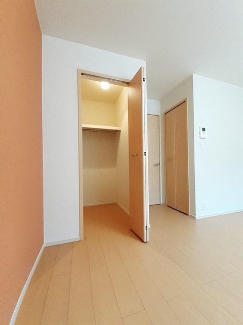 シャイン（103） 収納