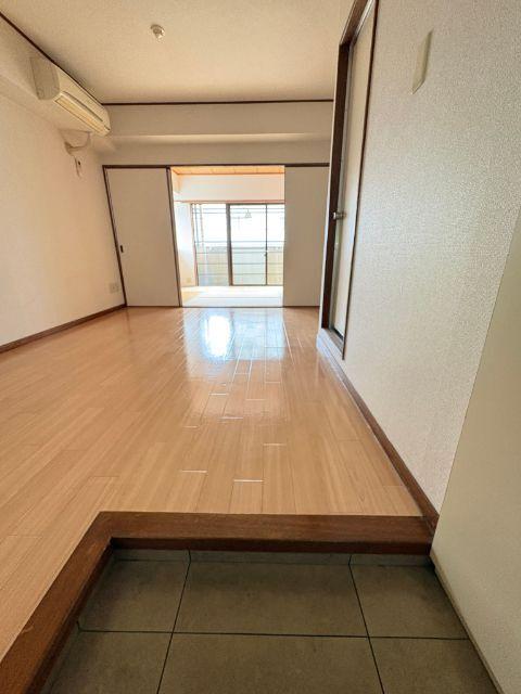 ラ・クール泉（610） 玄関