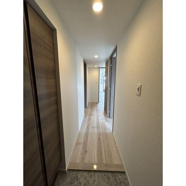S-RESIDENCE亀島駅前blaze(ブレイズ)（401） 玄関