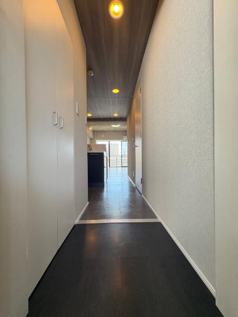 スクエア名駅南（412） 玄関