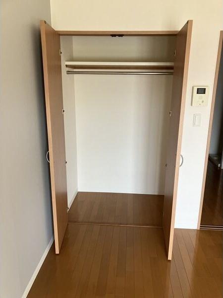 エトワール烏森（103） 収納