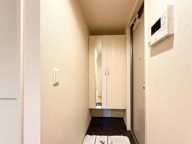 ルミエール（305） 玄関