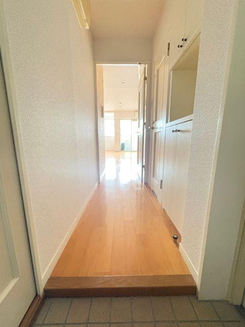 St.Regis Izumi（スタジオタイプ）（1002） 玄関