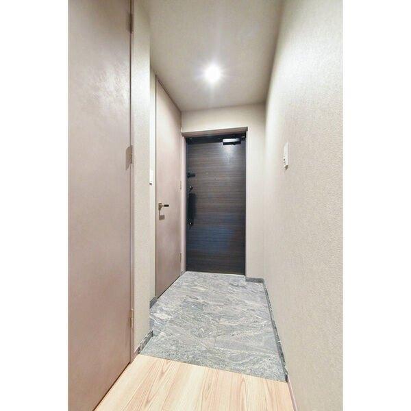 オーパスレジデンス名古屋ステーション（304） 玄関