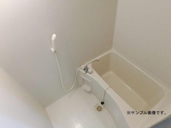 プレサンス名古屋STATIONビジュ（507） バス／シャワー