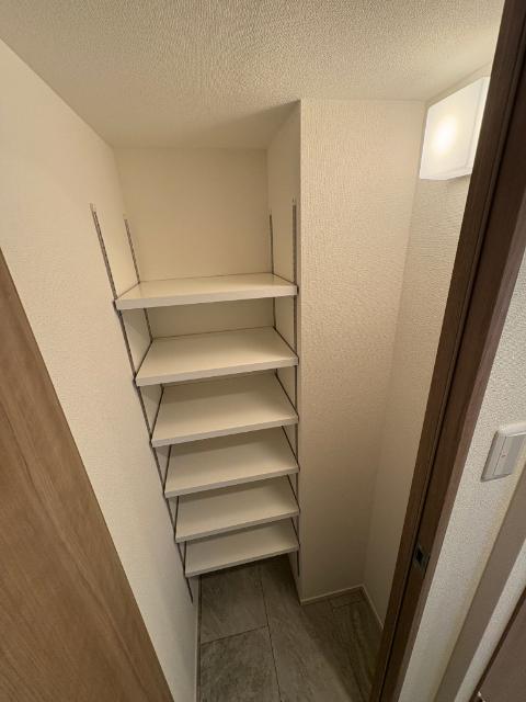 S-RESIDENCE名古屋菊井aline（1303） 玄関
