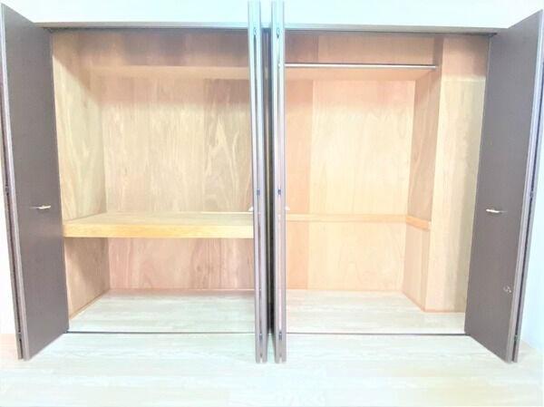 鳥居西アベニュー（301） 収納