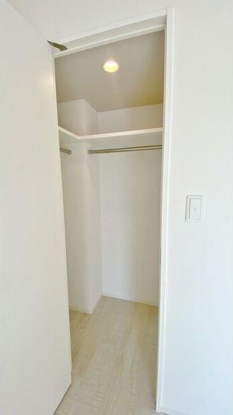 NNS121（402） 収納