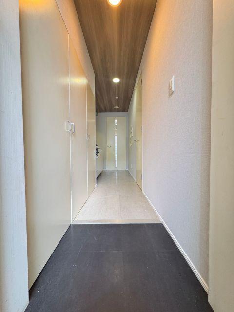 スクエア名駅南（407） 玄関