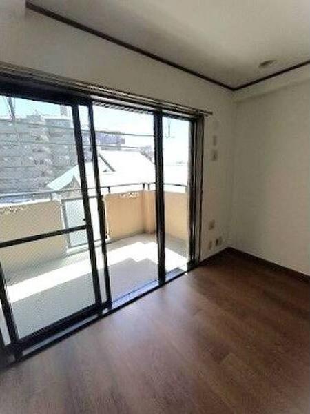 ライオンズマンション庄内緑地（305） リビング