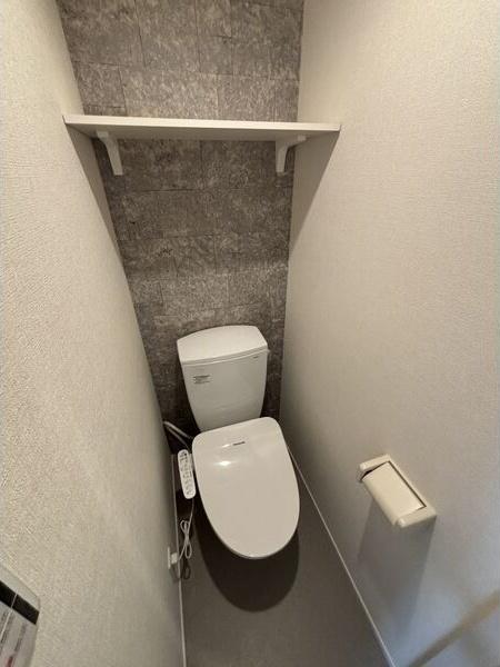 ボヌール栄生（301） トイレ