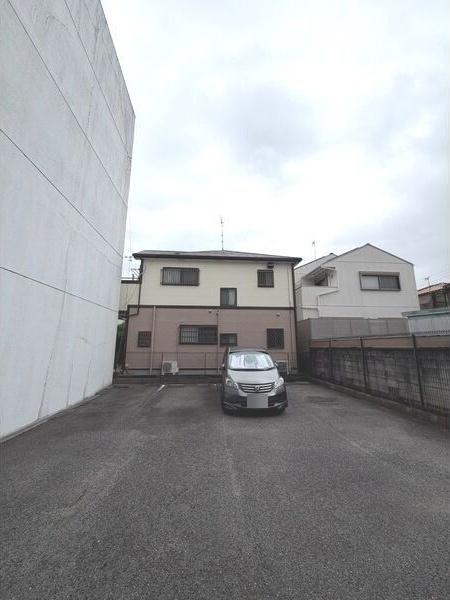 WESTCREEK（401） 駐車場