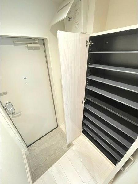 Okimi house（302） 玄関