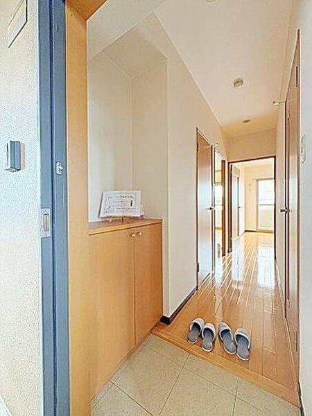 ルーチェ庄内緑地（302） 玄関