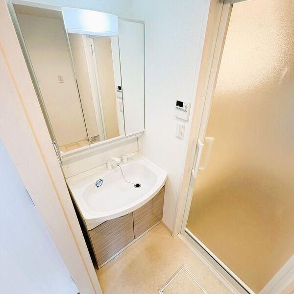 Residence Nagoya（602） 洗面