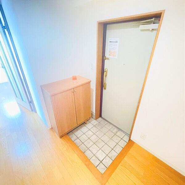 アマデウス那古野（403） 玄関