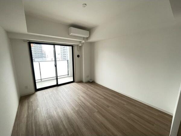 PURE RESIDENCE 名駅南（804） リビング