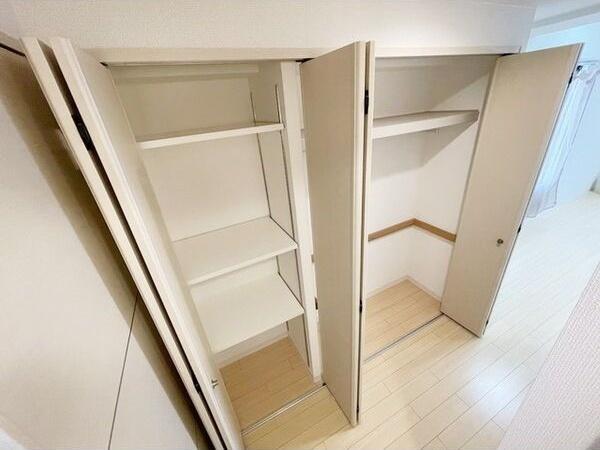 エルミタージュ名駅西（705） 収納