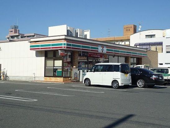 セブンイレブン西尾寄住店：600m