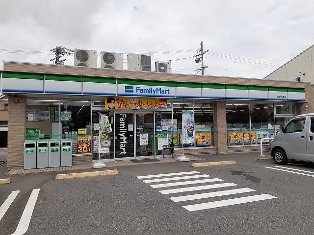 ファミリーマート碧南入船町店：800m