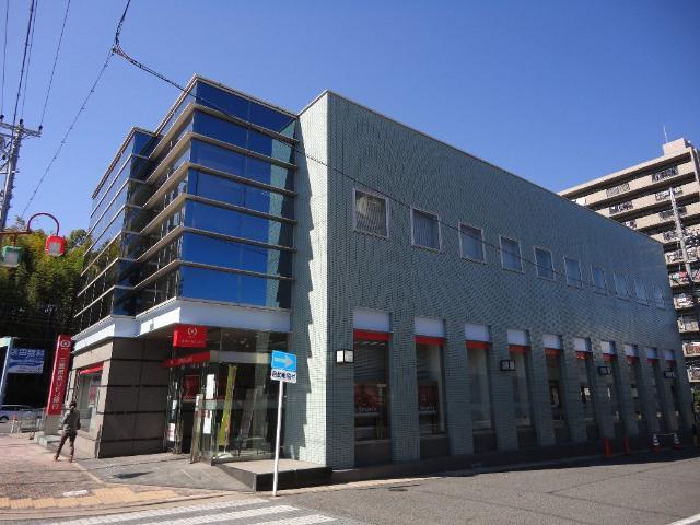 三菱東京UFJ銀行日進支店：490m