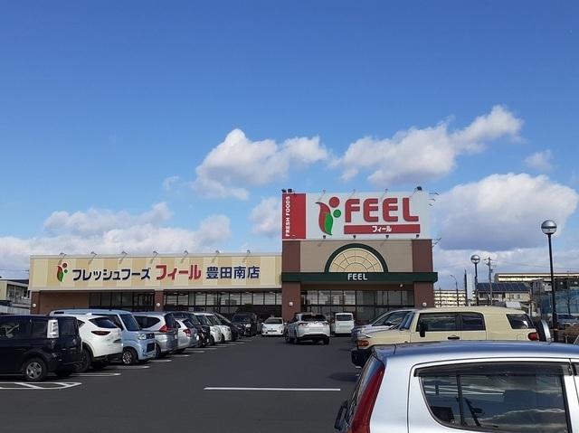 フィール：2400m