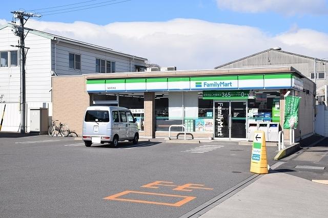 ファミリーマート寺本台一丁目店：280m