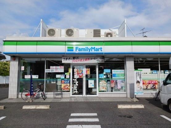 ファミリーマート辻畑町店：30m
