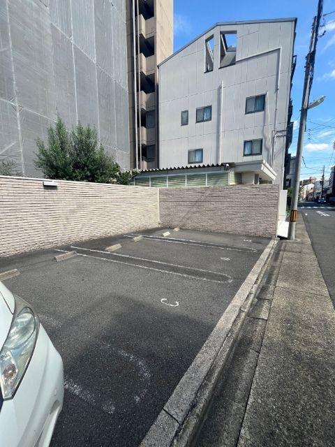 セントピア岡安（505） 駐車場