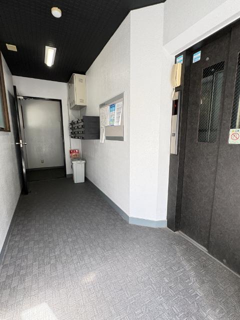 リエス那古野（305） ロビー