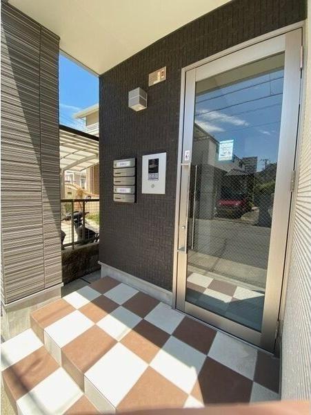 Loft11名駅西（202） エントランス