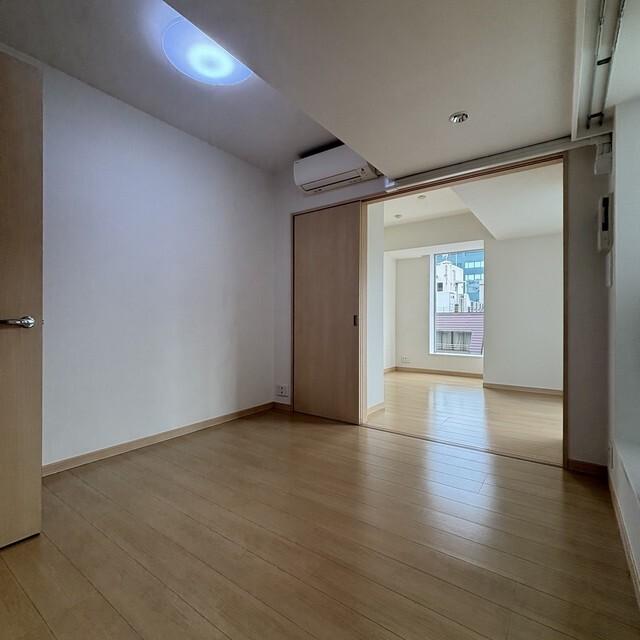 Ｗｈｉｔｅ　Ｔｏｗｅｒ　Ｈａｍａｍａｔｓｕｃｈｏ（702） 部屋画像