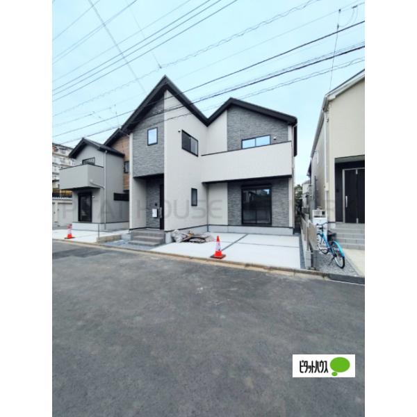 小学校徒歩5分とお子様の通学に安心な距離