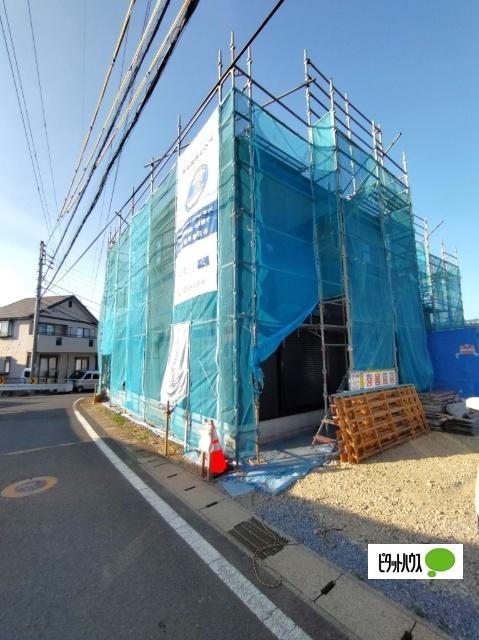 １号棟は角地で開放的
