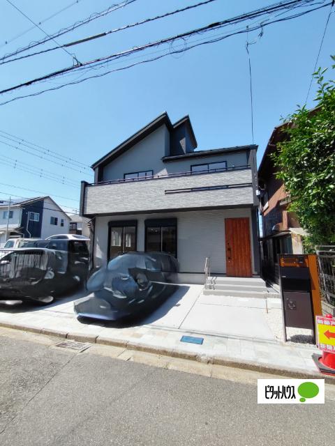敷地面積36坪、駐車スペース並列２台