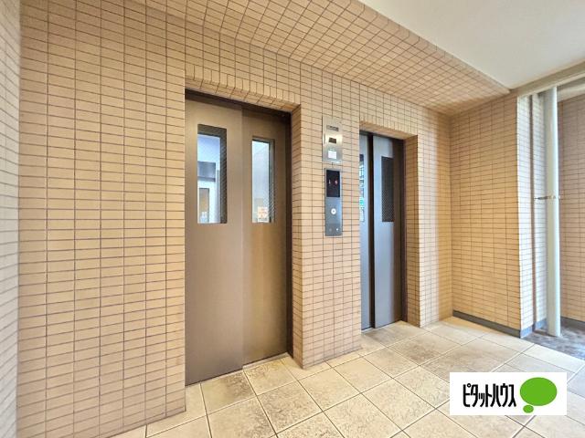 重い荷物も楽々♪毎日の移動が快適になるエレベーター完備