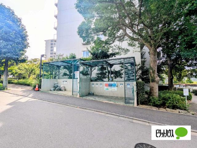 ごみ置き場