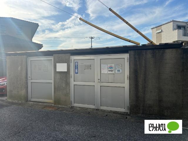 ごみ置き場