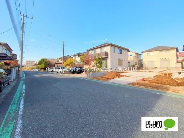 広々とした前面道路