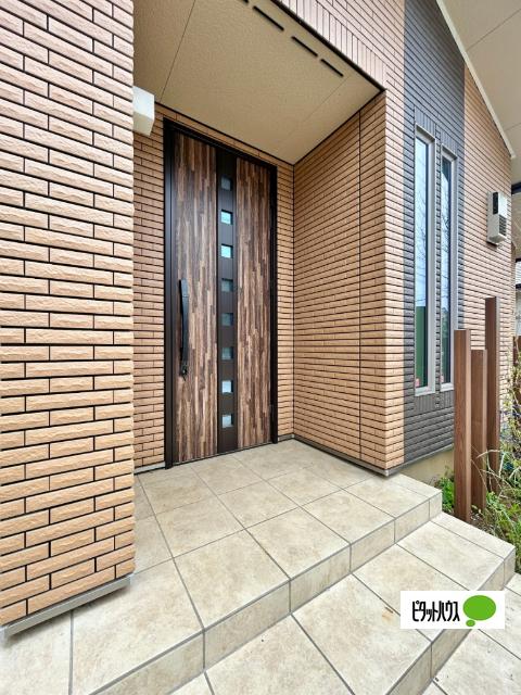 八街市富山　中古戸建 エントランス