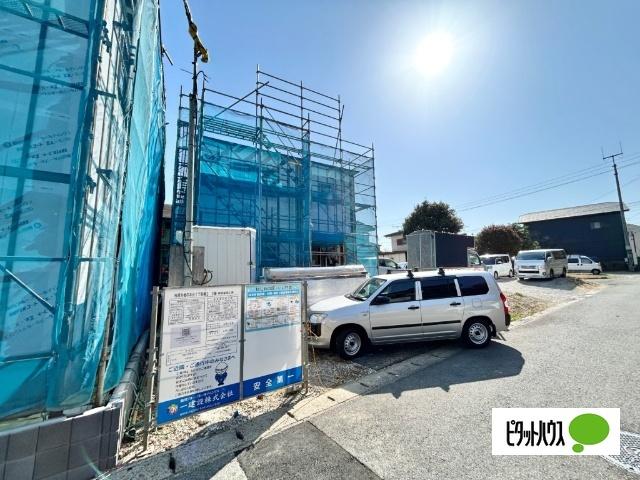 広々とした前面道路